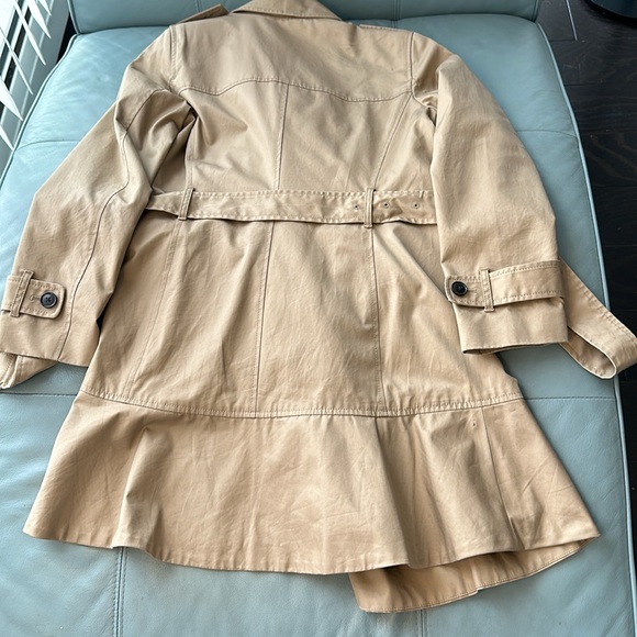 Banana Republic trench coat - Picture 6 of 9